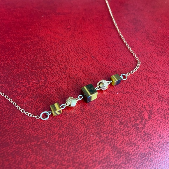 Beautiful 1/20 12kt Gold Necklace Vintage Jewelry Brown Stone Cubes Beads Knots - Picture 4 of 6